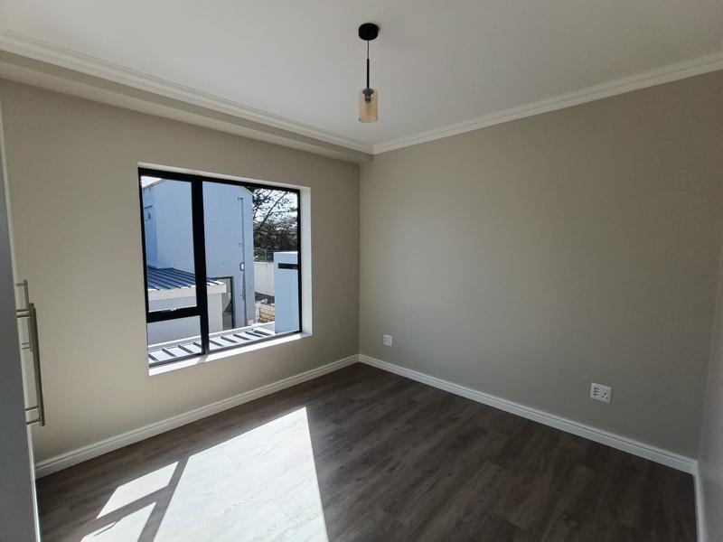 3 Bedroom Property for Sale in Kraaibosch Park Western Cape